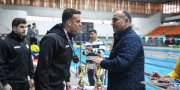 قهرمان مشهد به مقام سوم لیگ شنای کشور رسید