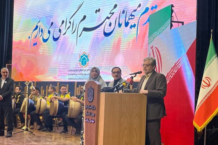 شهردار مشهد: توسعه زیرساخت‌های ورزشی و حمایت از قهرمانان در دستور کار است