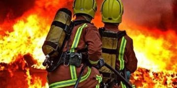 آتش‌سوزی وحشتناک در کارگاه مبل مشهد