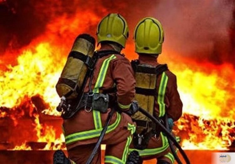 آتشسوزی وحشتناک در کارگاه مبل مشهد