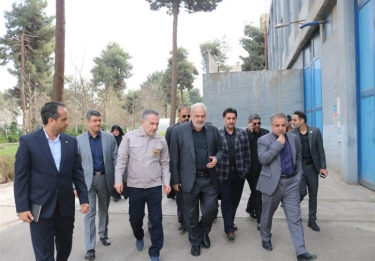 تاکید وزیر نیرو بر ضرورت نوسازی نیروگاه مشهد +تصاویر