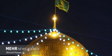 برگزاری مراسم مناجات‌خوانی سحرهای ماه مبارک رمضان در حرم امام رضا (ع)