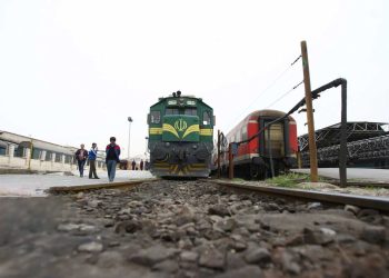 برنامه ریزی مسیر ریلی مشهد تا کرمانشاه برای اربعین ۱۴۰۴