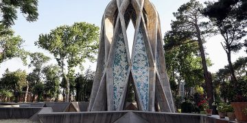 سخنران مخالف خیام، امام جمعه نیشابور نیست!