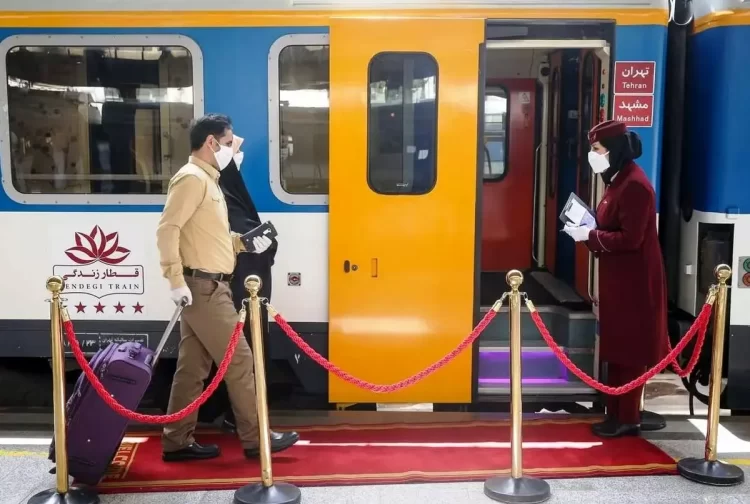 تدارک ۸۴ رام قطار روزانه با ظرفیت ۳۸ هزار مسافر به مشهد در نوروز ۱۴۰۳