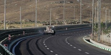 بهره‌برداری از پروژه اتصال خیابان امام‌خمینی به بولوار نماز مشهد در تابستان