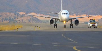 هواپیمای مشهد – رامسر به مقصد نرسید/ علت چیست؟