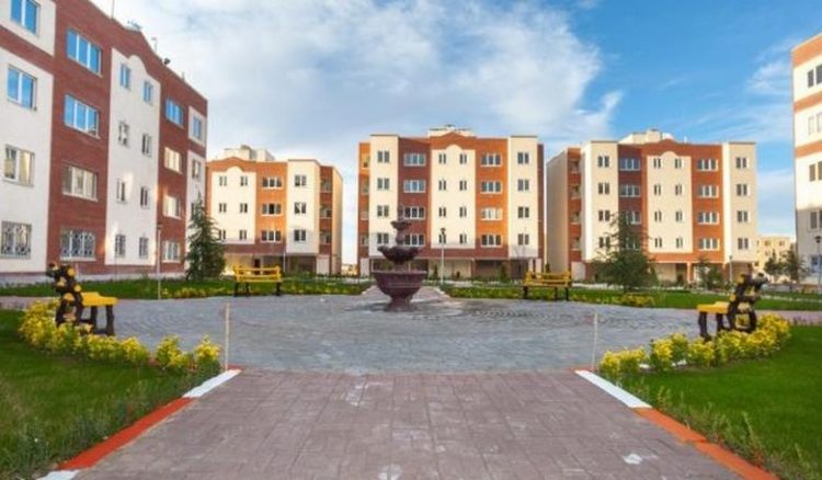 ۱۳۰۰ واحد مسکونی خالی در مشهد داریم