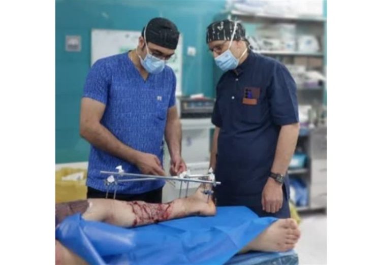 پیوند پای یک نوجوان ۱۸ ساله در بیمارستان طالقانی مشهد