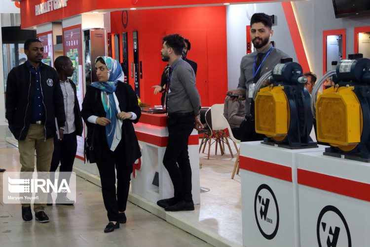 نمایشگاه صنعت ساختمان در مشهد آغاز به کار کرد