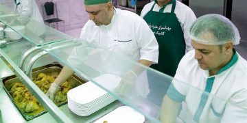 ۲۰۰ میلیارد نذر مردم صرف تأمین گوشت مهمانسرای حرم رضوی شد