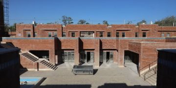 نخستین ایستگاه دائمی استقبال از زائران در ورودی مشهد آماده پذیرایی شد