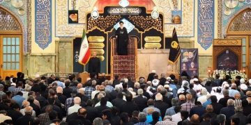 نماز جمعه مشهد به طور میانگین ۳۸ هزار نمازگزار دارد