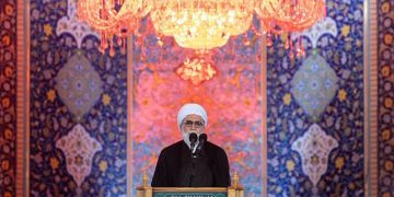 تولیت آستان قدس رضوی: ملت ایران مردمی هوشمند، سیاستمدار و آگاهند
