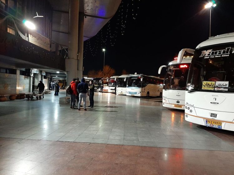 ورود روزانه ۱۸۰۰ اتوبوس به مشهد برای بازگشت زائران