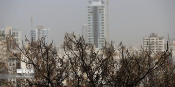 غبار مشهد را رها نمی‌کند؛ تداوم آلودگی هوا برای هشتمین روز