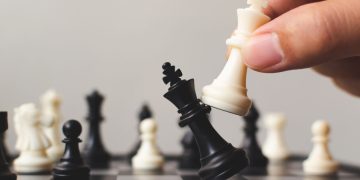 مسابقات کشوری شطرنج دختران در مشهد آغاز شد