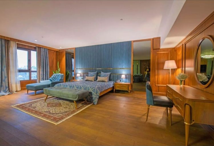 هفت هتل مشهد برای نخستینبار نشان استاندارد گرفتند