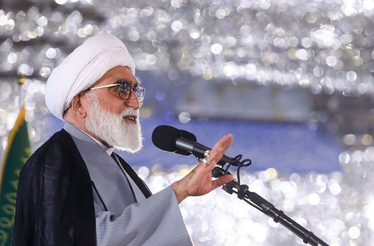 تولیت آستان قدسرضوی: چالشها نباید منجر به خروج نخبگان از کشور شود
