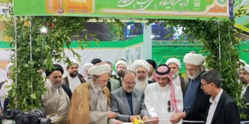 دهمین نمایشگاه تخصصی کتاب حوزه علمیه خراسان در مشهد گشایش یافت