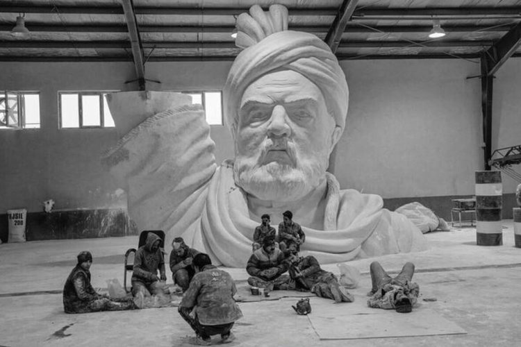 استاندار خراسان رضوی: نصب مجسمه فردوسی مانعی ندارد، این‌ها نماد‌های اقتدار ایران اسلامی هستند؛ این موضوع یک ضرورت و مطالبه عمومی مردم است