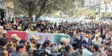 تشییع پیکر مطهر شهید مرزبانی سجاد صیامی در مشهد +تصاویر