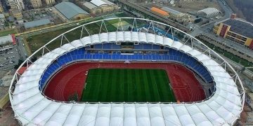 بازدید معاون باشگاه پرسپولیس از ورزشگاه امام رضا (ع) مشهد