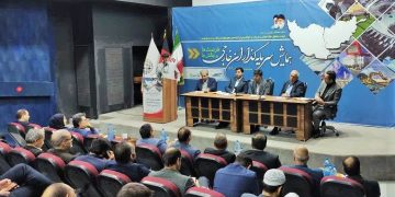 فرماندار مشهد: ۳۰۰ شرکت افغانستانی در این شهر فعالیت می کنند