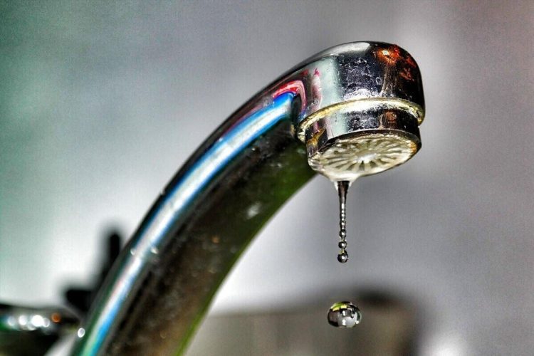 جیره‌بندی احتمالی آب در مشهد، حداقل ۸ تا ۱۰ ساعت در هفته