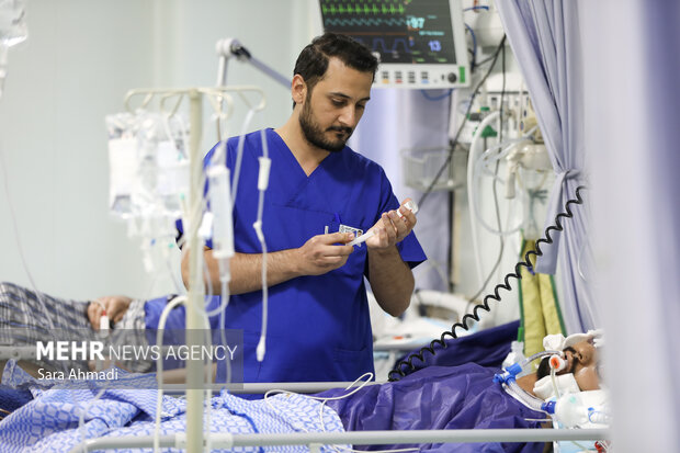 تعلیق برخی پرستاران از فعالیت در بیمارستان های مشهد صحت ندارد