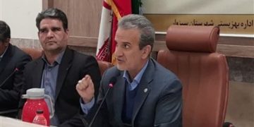 ۹۰ درصد خدمات به‌طور کامل غیردولتی است