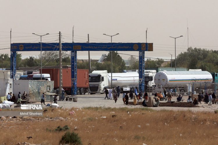 نماینده مجلس: سرمایه‌گذاران افغانستانی به خراسان رضوی بر می‌گردند