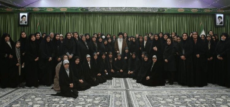 آیت الله علم الهدی: دشمن تلاش خود را در حوزه رسانه متمرکز کرده است